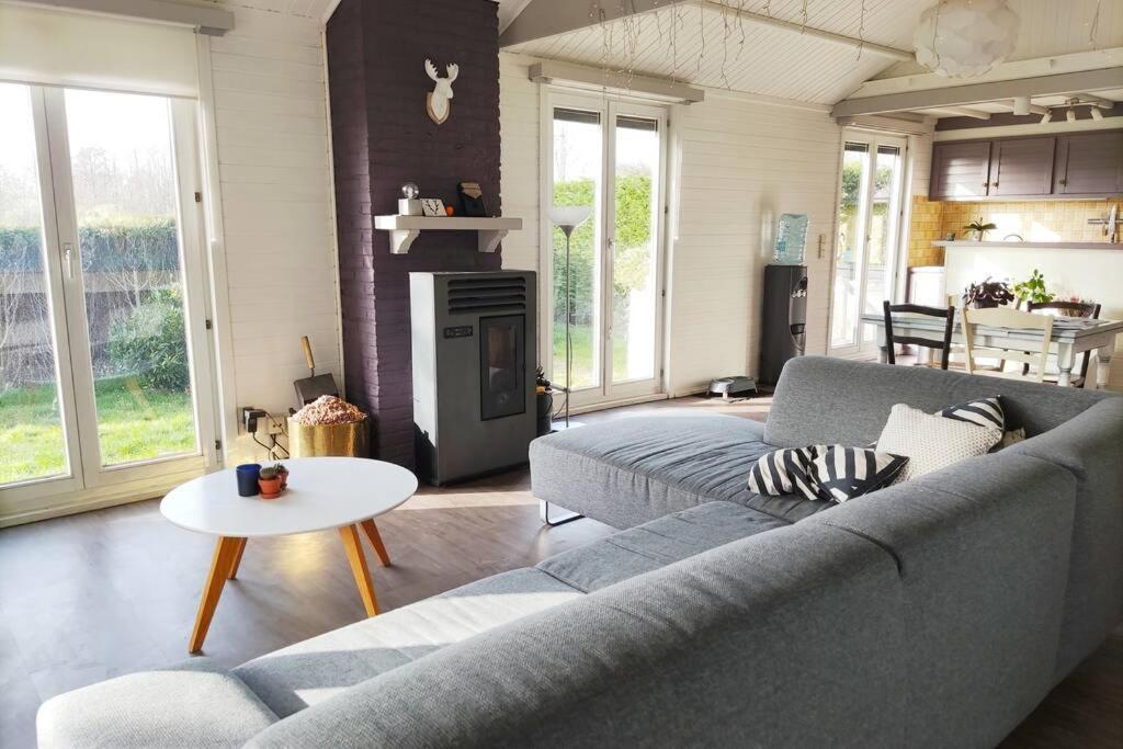 Scandinavie Vlak Bij Huis Villa Laarne Kültér fotó